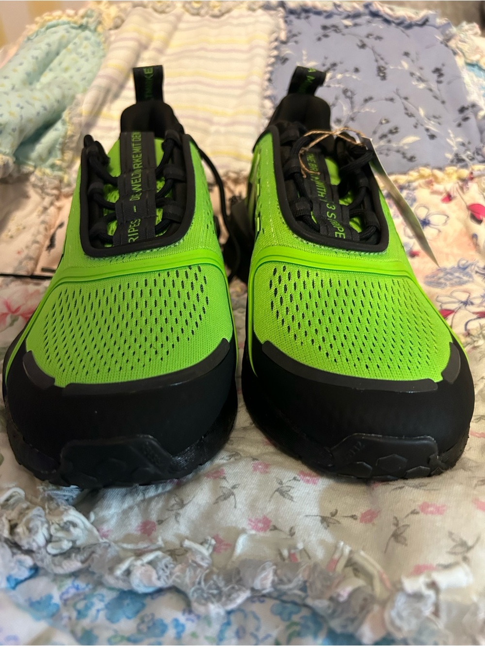 Adidas Brand New Green Mens NMD V3, FZ6495 Running Sneakers,W/Black Accents,Sz 9 - Picture 10 of 11